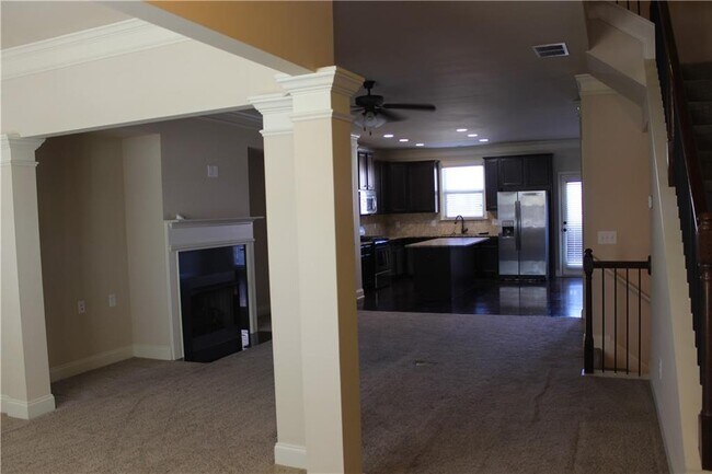 Building Photo - 4630 Cold Spring Ct