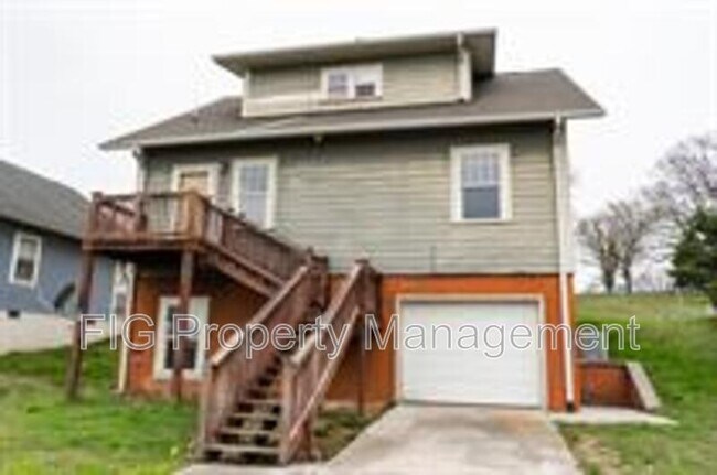 Building Photo - 1000 Knoxville College Dr