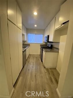 Foto del edificio - 13543 Village Dr
