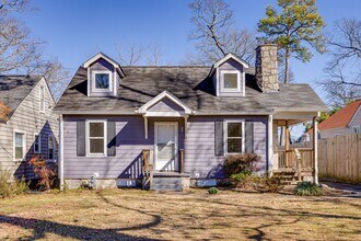 Building Photo - 5211 Sunbeam Ave