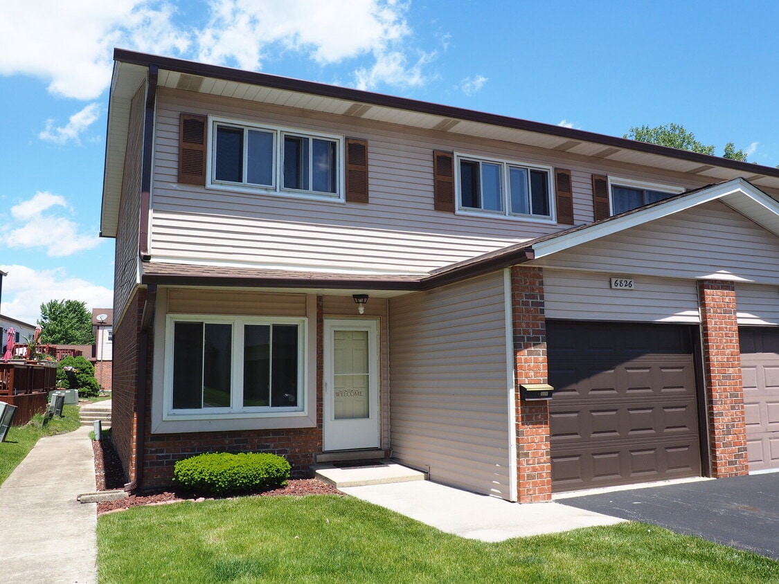 Foto principal - 6826 Chelsea Rd