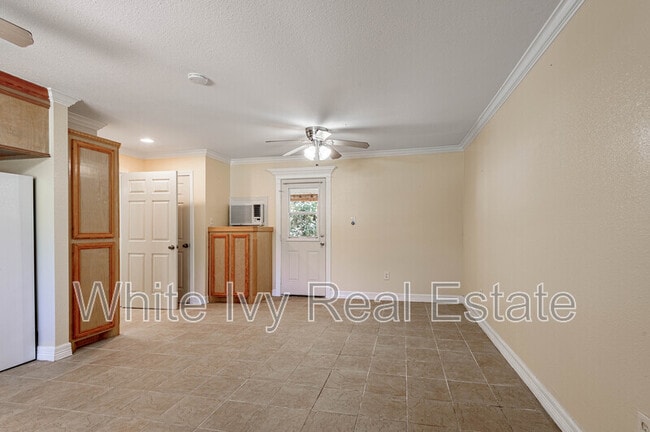 Foto del edificio - 4 Rainbow Dr