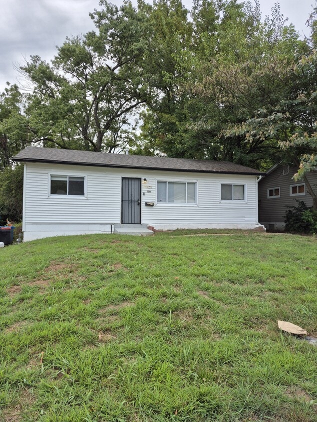 Photo - 10425 Earl Dr (St. Louis, MO)