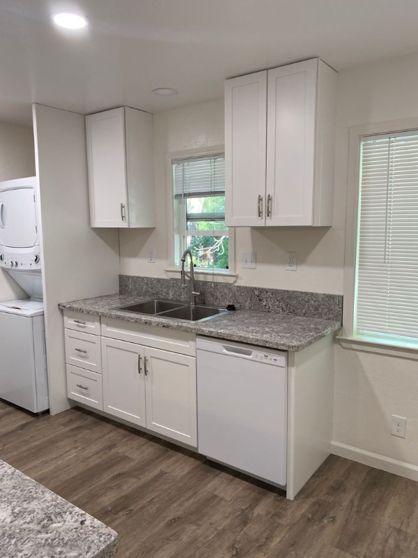 Foto del edificio - 734 W 3rd St