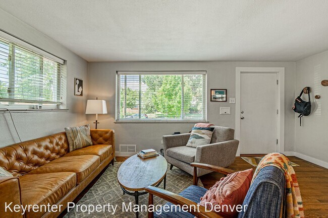 Building Photo - 5 br, 3 bath House - 3558 Locust Street De...