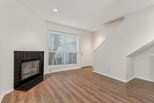 Foto del edificio - 1901 N Fitzhugh Ave