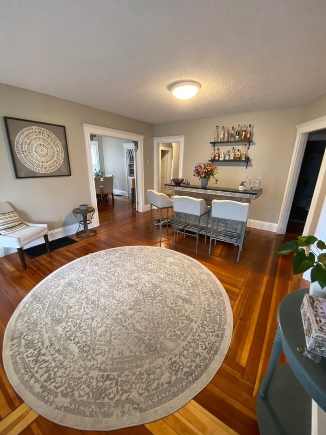 Huge 4 bed unit in Quincy - Huge 4 bed unit in Quincy House