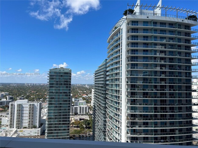 Foto del edificio - 1080 Brickell Ave