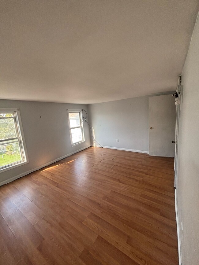Building Photo - 57 N Fulton St