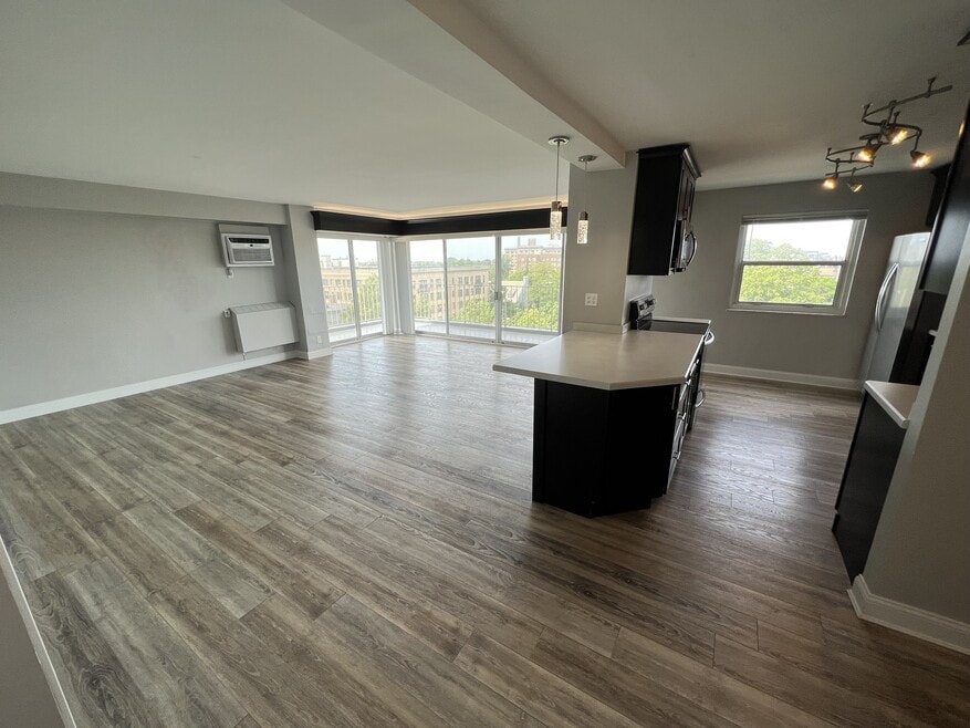 Apartments for Rent with Garages in Delaware-West Ferry | Apartments.com - Delaware Luxury Off Grid Apartments With Private Garage