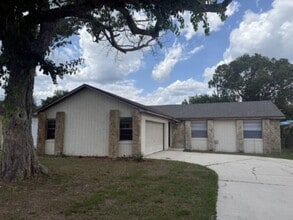 Building Photo - 3911 Alpert Dr