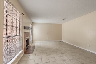 Building Photo - 2401 Sycamore Ave