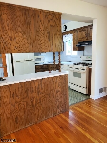 Foto del edificio - 22 W McClellan Ave