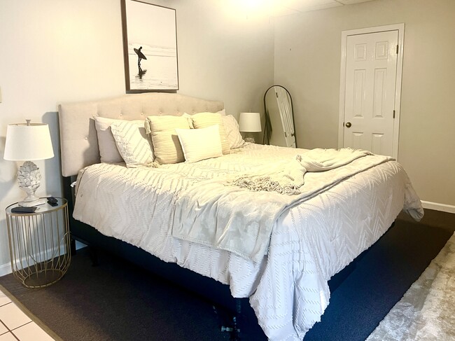 Building Photo - 301 Butler Ave