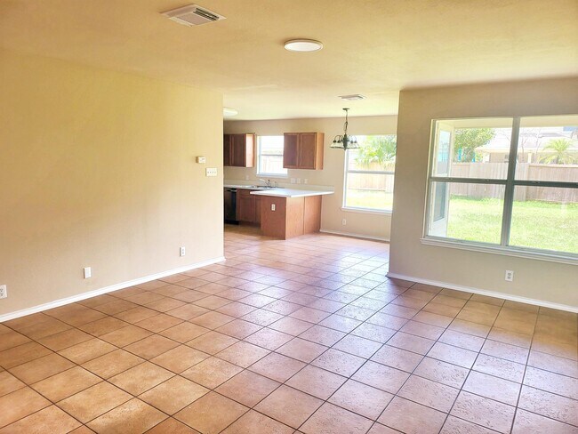 Building Photo - 4202 Santa Inez St