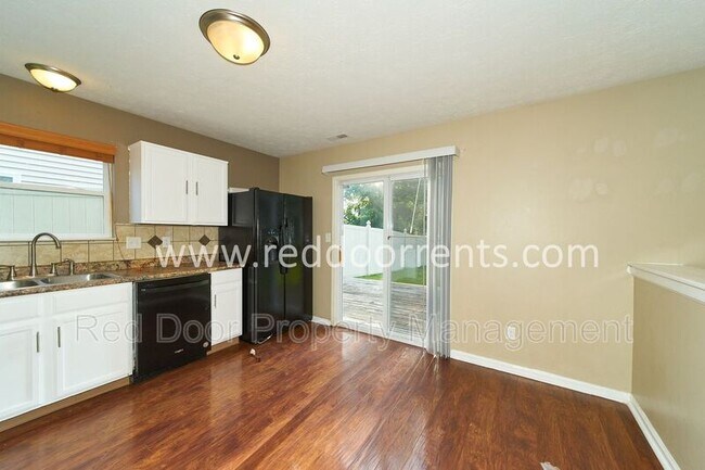 Building Photo - 5729 Decatur Ridge Dr