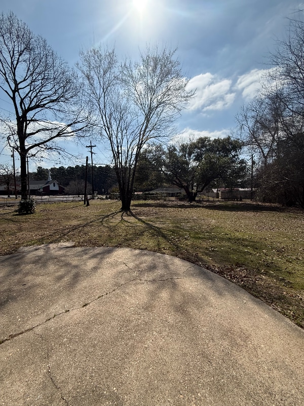 Building Photo - 212 Skyline Dr