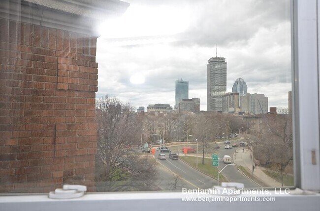 Building Photo - 1171 Boylston St
