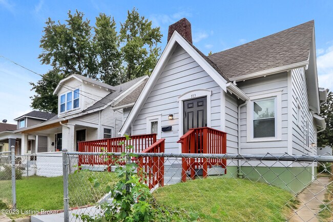 Building Photo - 113 S 43rd St