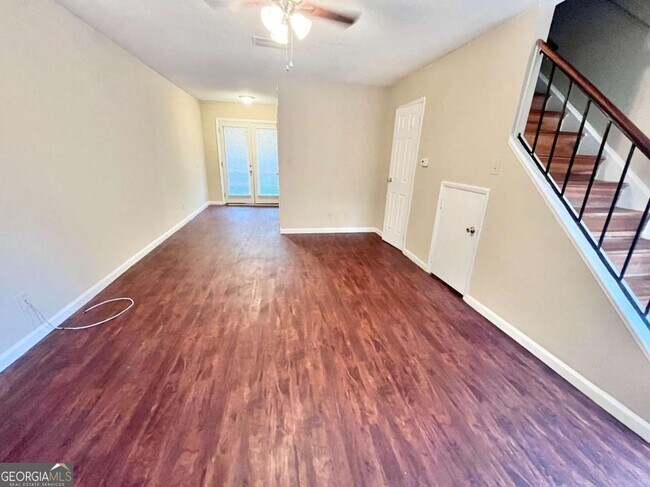 Building Photo - 100 Chalfont Dr