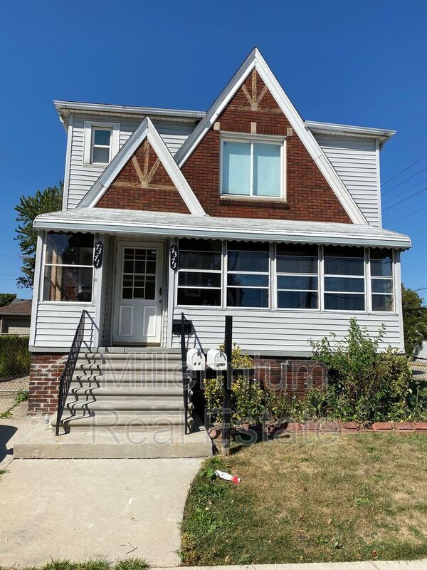 7371 Wiegand Blvd Unit Lower, Center Line, MI 48015 Condo for Rent in