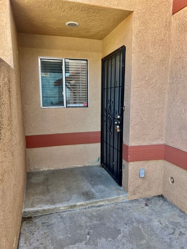 Building Photo - Nice 1 bedroom Condo