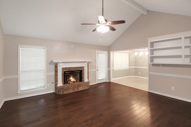 Foto del edificio - 114 Trace Ridge Dr