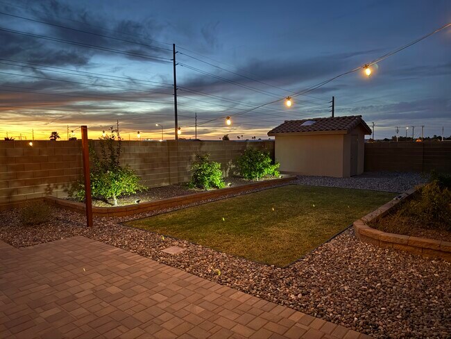 Foto del edificio - 11242 S Sally Dr