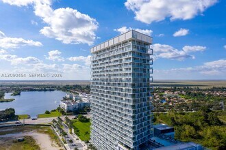 Building Photo - 2000 Metropica Wy