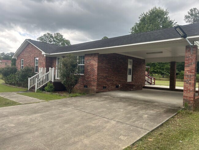 Foto del edificio - 2072 Hillcrest Ave