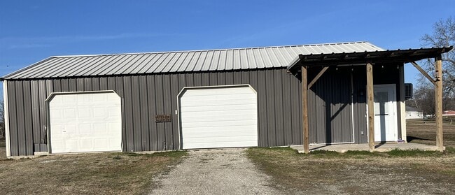 Foto del edificio - 16635 County Rd 1580