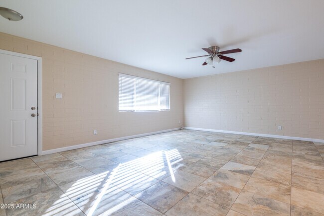 Building Photo - 10530 W Alabama Ave