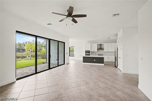 Foto del edificio - 12762 Woodbury Dr