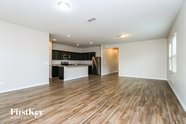 Foto del edificio - 398 W Powell Dr