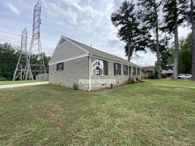 Foto del edificio - 3126 Bluefield St