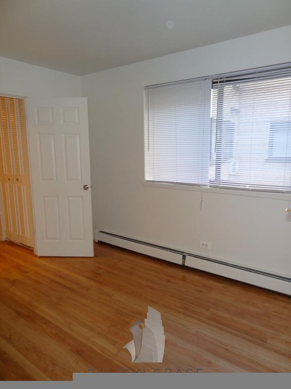 Building Photo - 6011 N Winthrop Ave