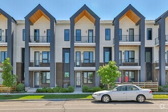 Building Photo - 3550 Uinta St