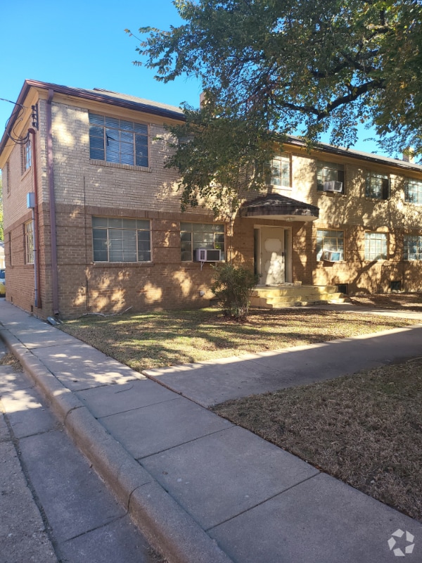 Building Photo - 717 N Buffum St