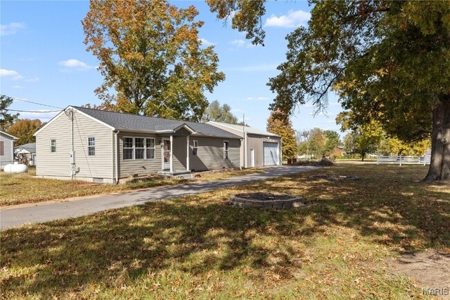 Foto del edificio - 6195 Cedar Springs Rd