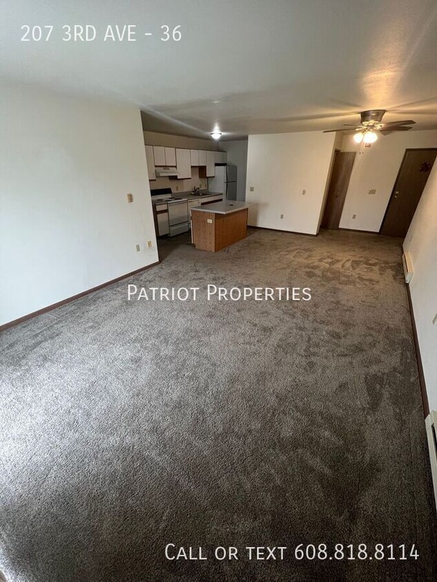 Foto principal - 2 bed/1 bath apartment in Monroe!