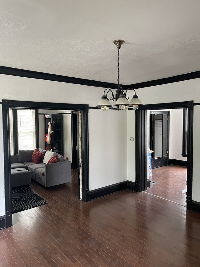Foto del edificio - 2207 N Booth St