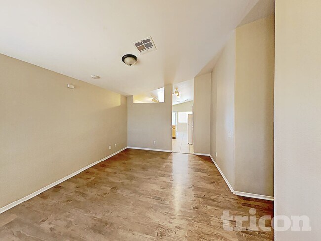 Building Photo - 4169 Lucas Ave