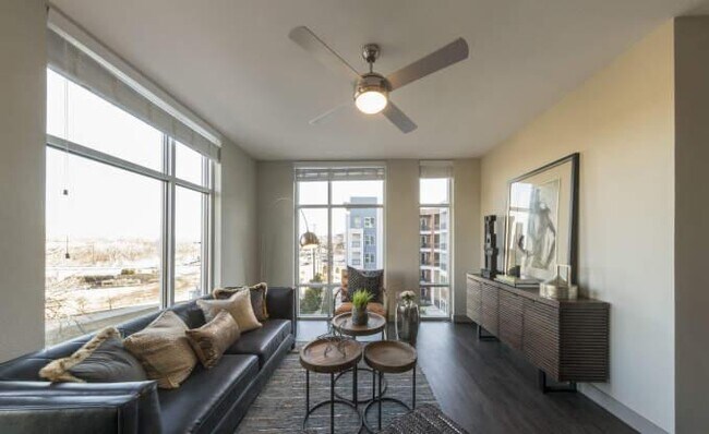 Building Photo - 1 bedroom in Dallas TX 75238