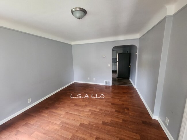 Foto del edificio - 4616 E 88th St