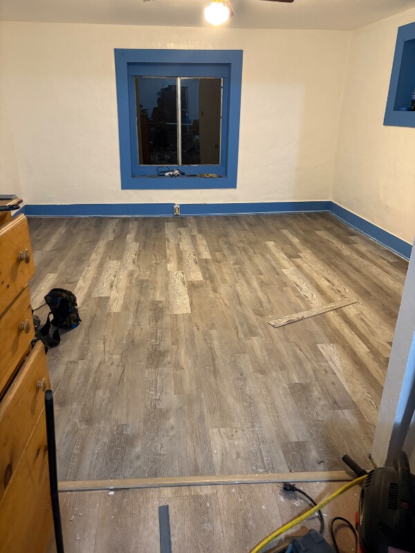 Foto del edificio - 205 N Hendren Ave