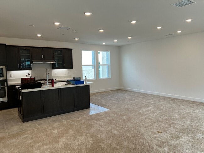Foto del edificio - 8144 Rose Quartz Cir