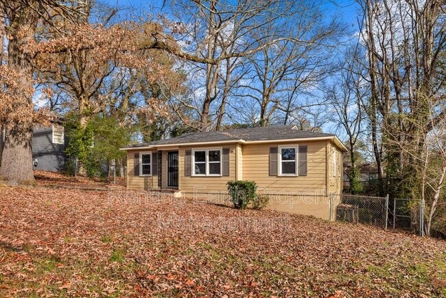 Foto del edificio - 1317 Glenwood St NW