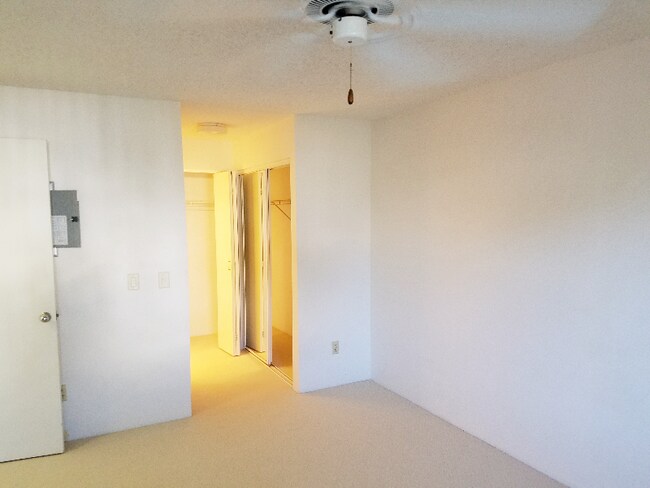Building Photo - 94-209-209 Lumiaina Pl
