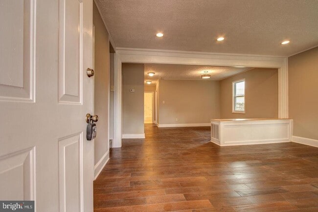 Building Photo - 3101 Romaine Ct
