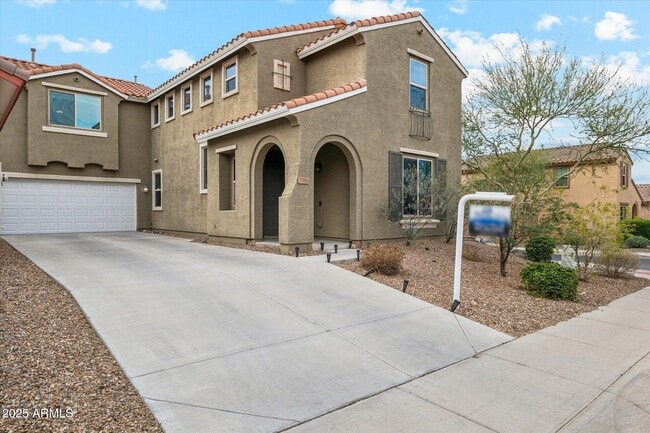 Building Photo - 7351 W Palo Brea Ln